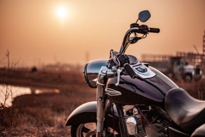 ou coller vignette assurance moto